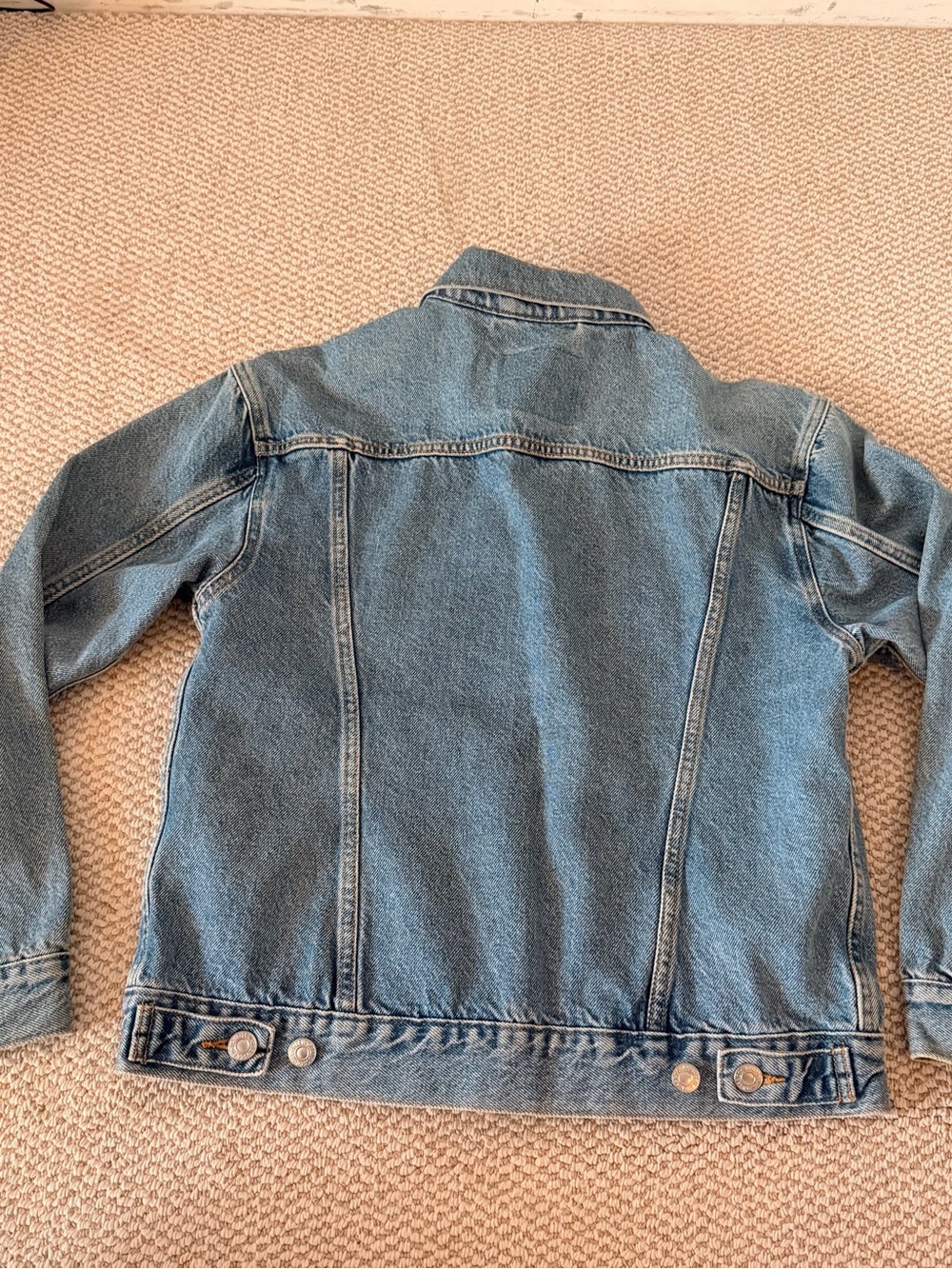 Levi's Women’s Boyfriend Light Blue Denim Trucker Jacket - Picture 2 of 7